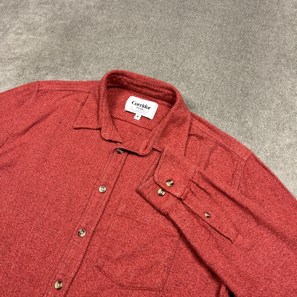 Corridor NYC Shirt Mens Medium Red Flannel Long Sleeve Camp Pockets Button Up